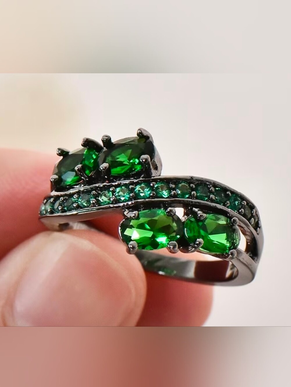 $8 Each Or Bundle 5/$20 Emerald Green Crystal Black Ring